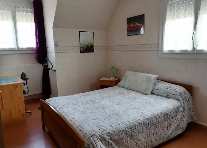 Casa de Férias Maison Proche Circuit 24h Du Mans